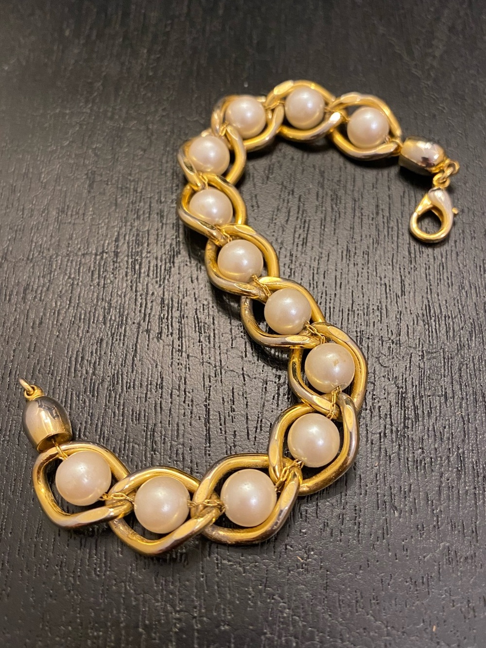 Retro Gold Tone Faux Pearl Chain Bracelet Chunky Link Design